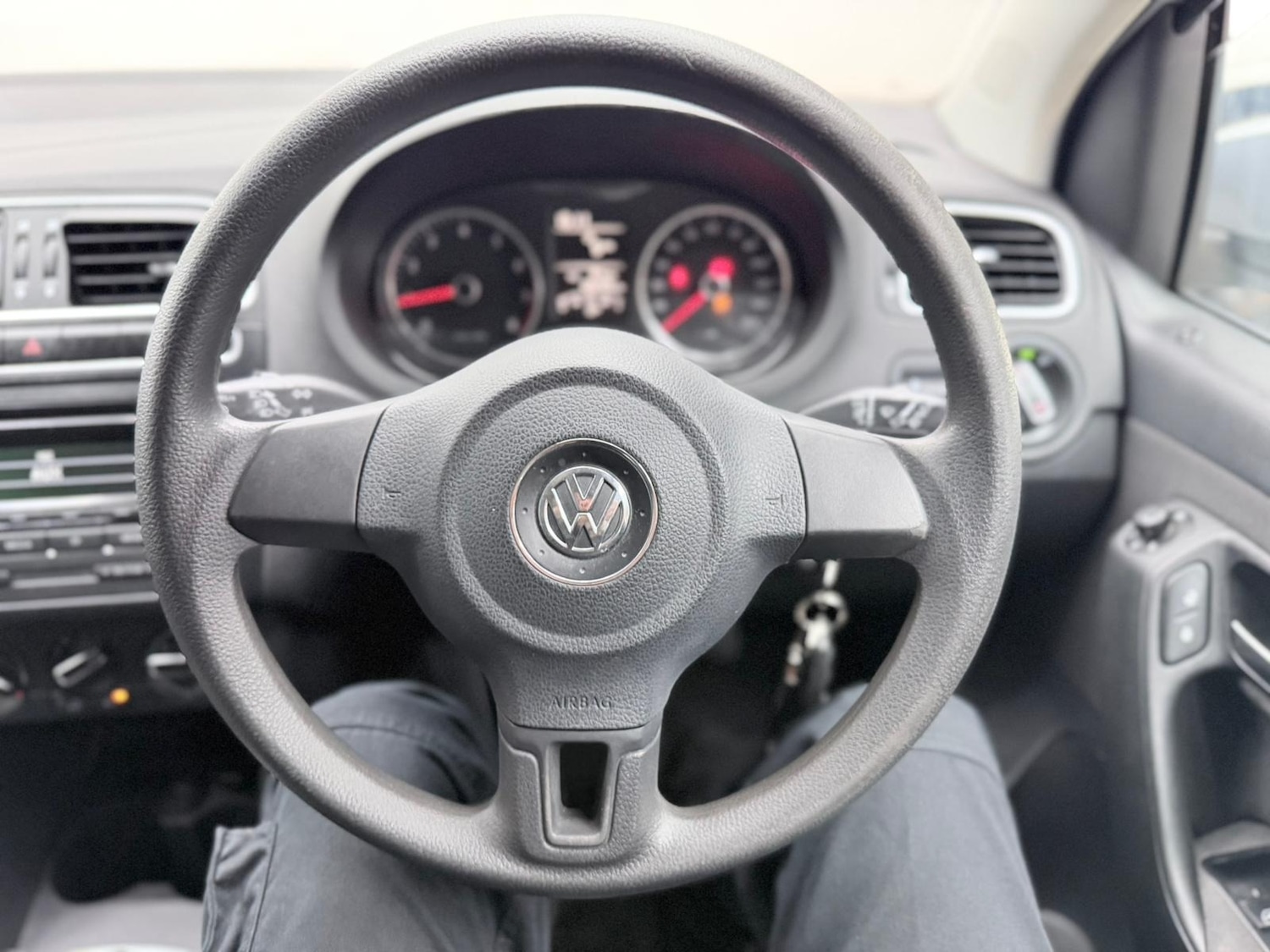 Used Volkswagen Polo 2013 for sale - 76233894: Photo 43