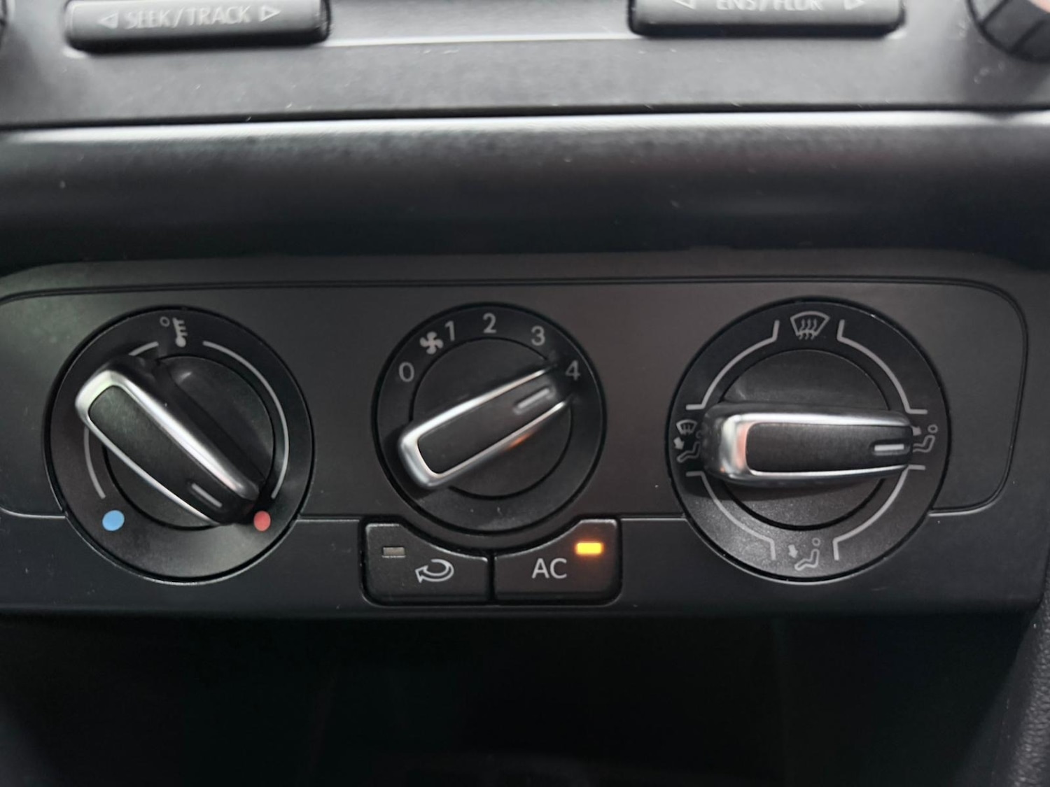 Used Volkswagen Polo 2013 for sale - 76233894: Photo 50