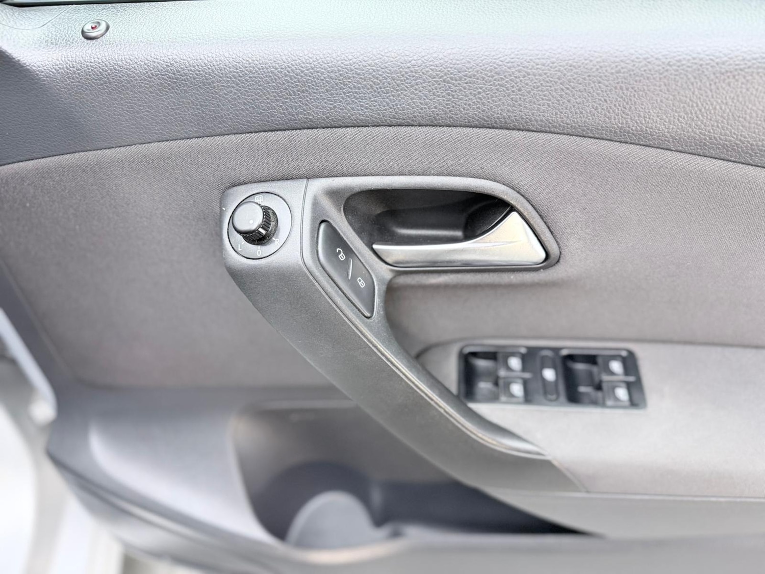 Used Volkswagen Polo 2013 for sale - 76233894: Photo 53