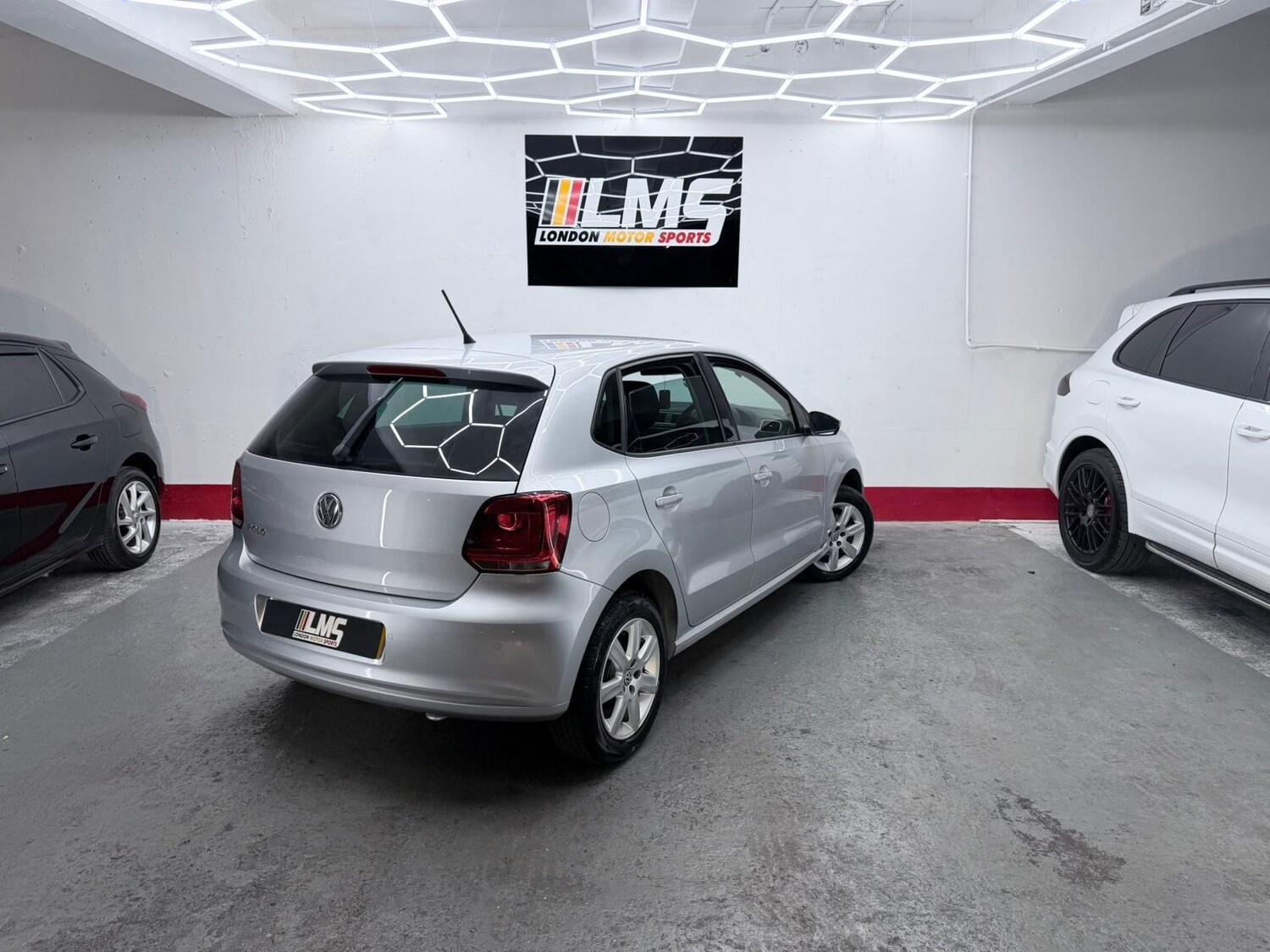 Used Volkswagen Polo 2013 for sale - 76233894: Photo 75