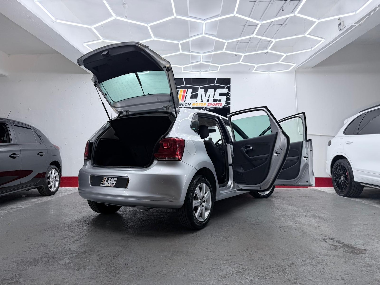 Used Volkswagen Polo 2013 for sale - 76233894: Photo 86