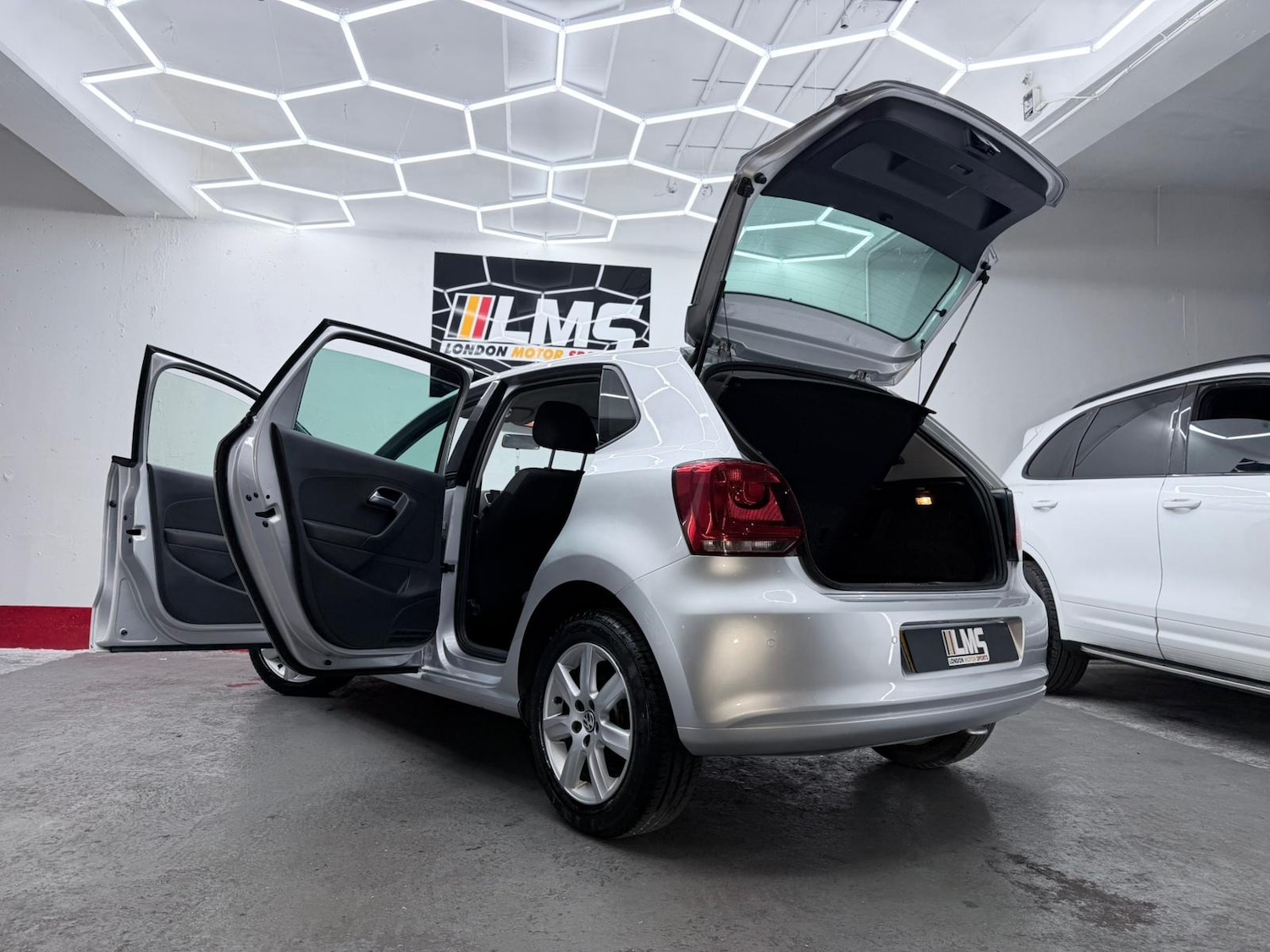 Used Volkswagen Polo 2013 for sale - 76233894: Photo 88