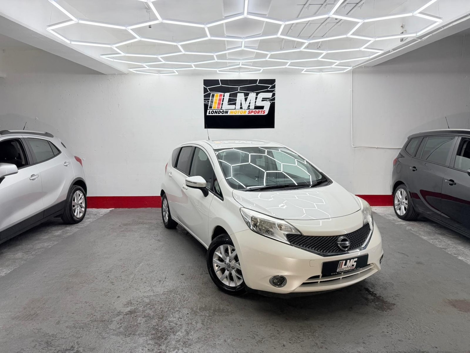 Used Nissan Note 2015 for sale - 76518536: Photo 12