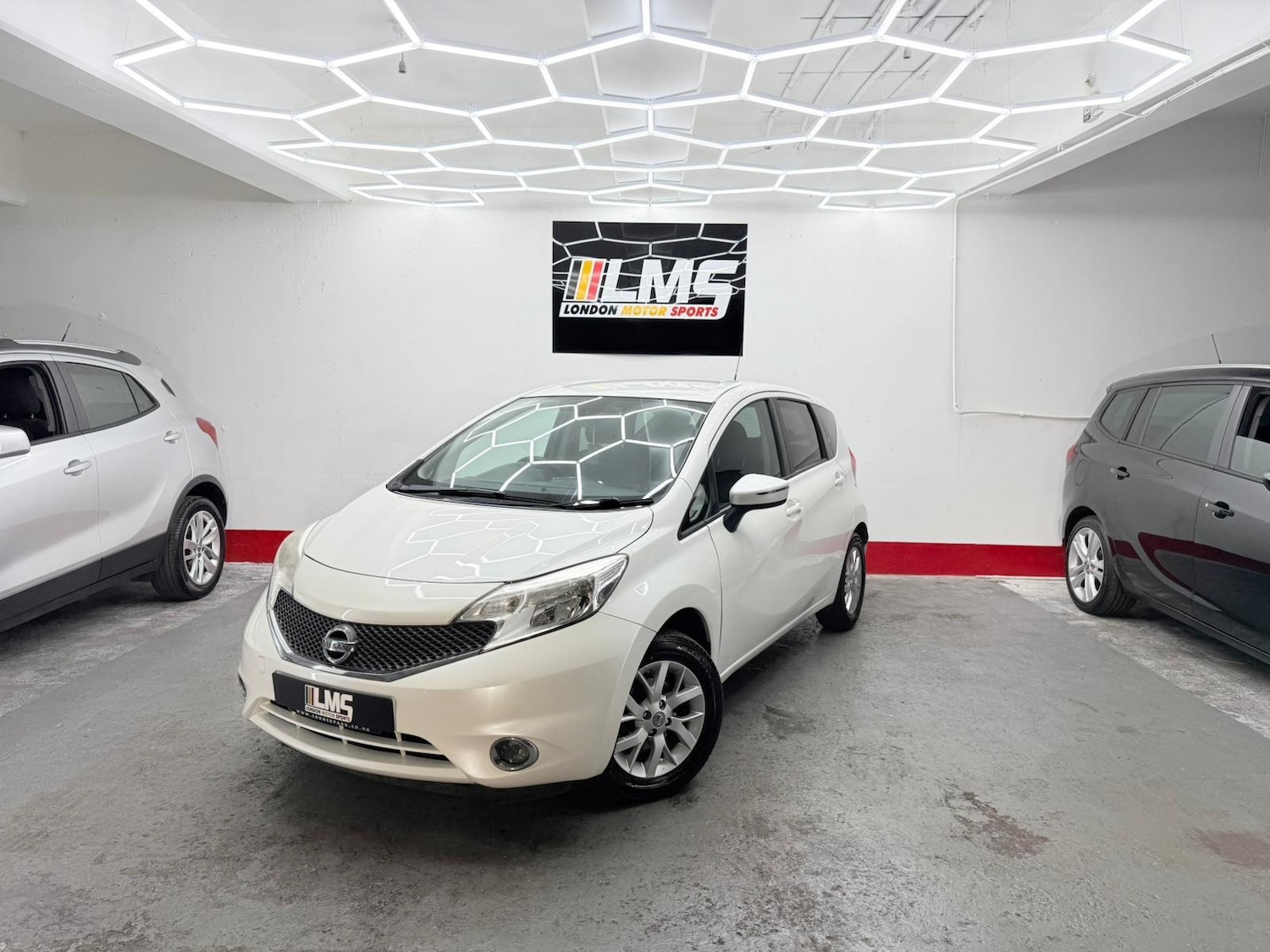 Used Nissan Note 2015 for sale - 76518536: Photo 2