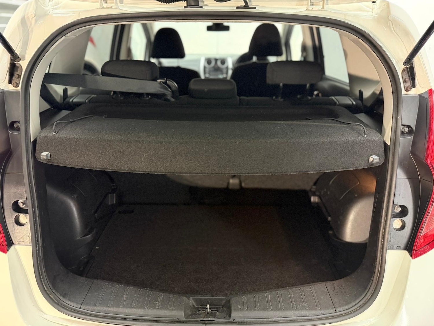 Used Nissan Note 2015 for sale - 76518536: Photo 53