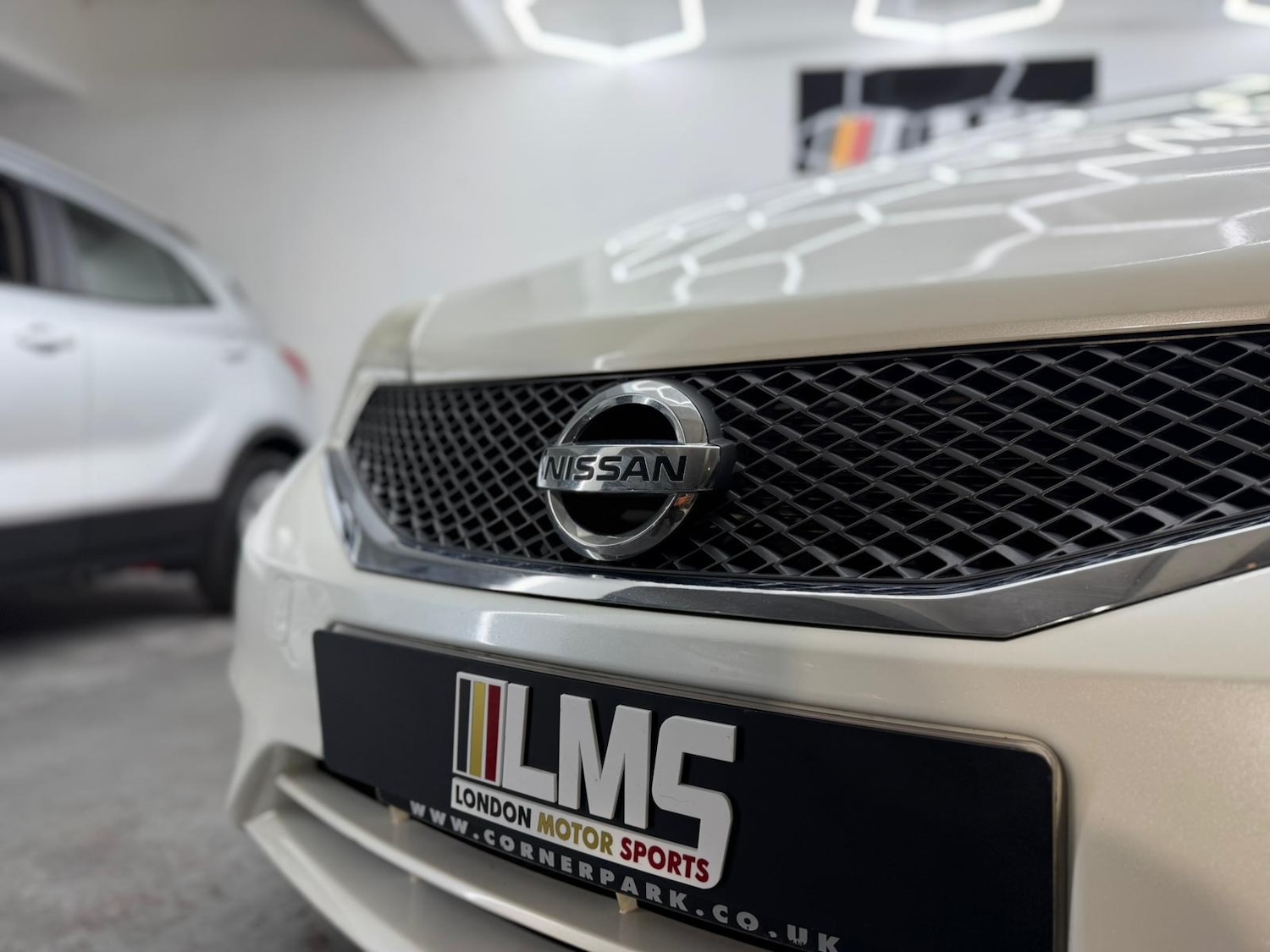 Used Nissan Note 2015 for sale - 76518536: Photo 9