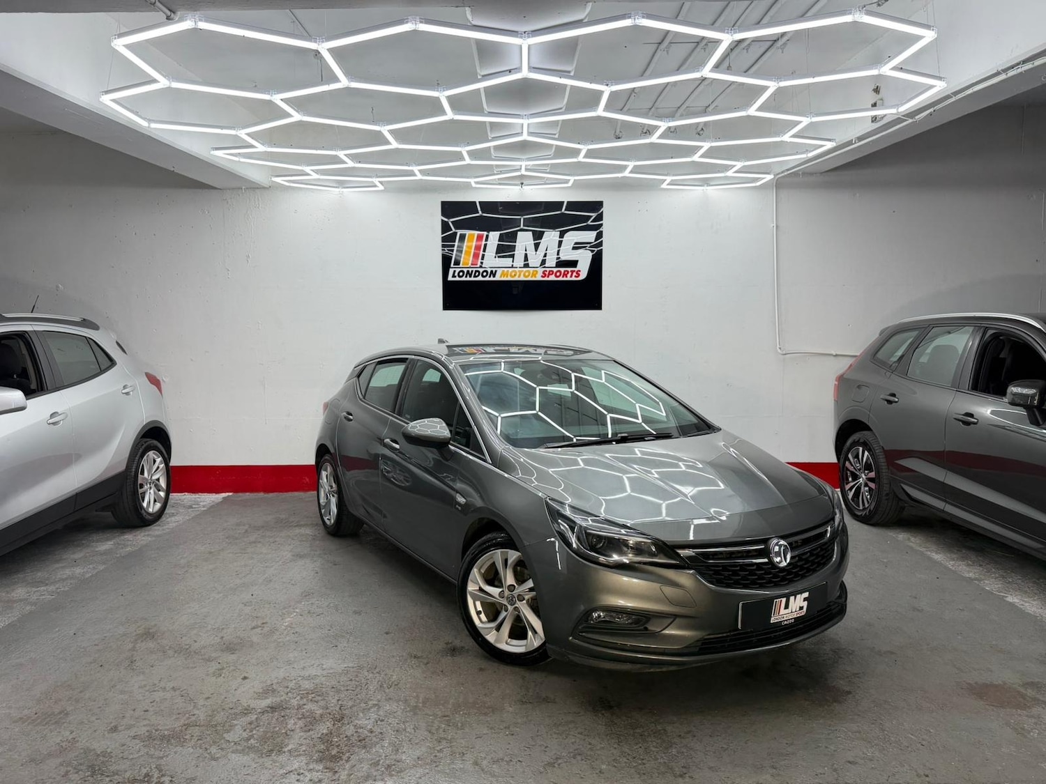 Used Vauxhall Astra 2018 for sale - 77234236: Photo 30
