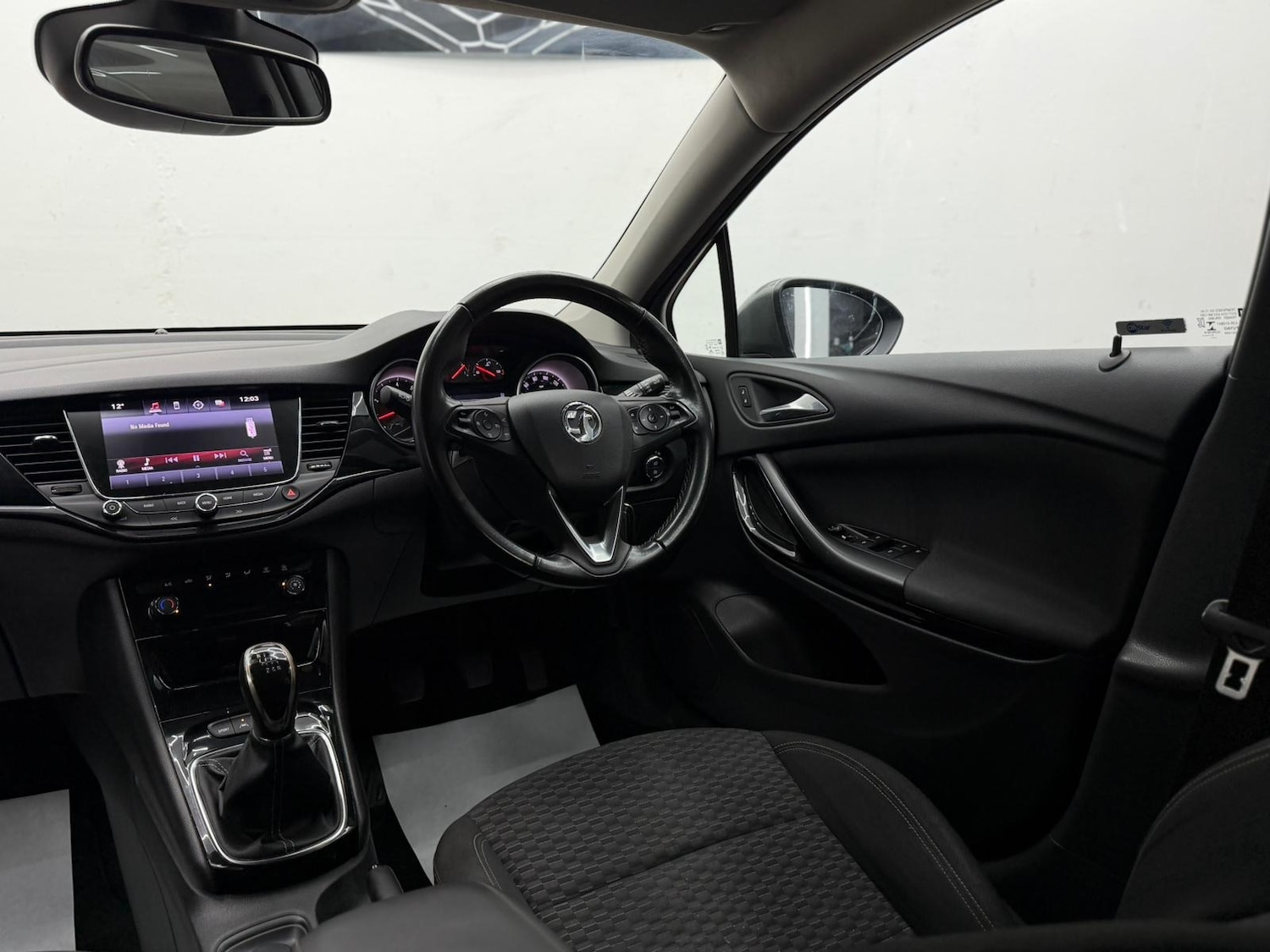 Used Vauxhall Astra 2018 for sale - 77234236: Photo 52