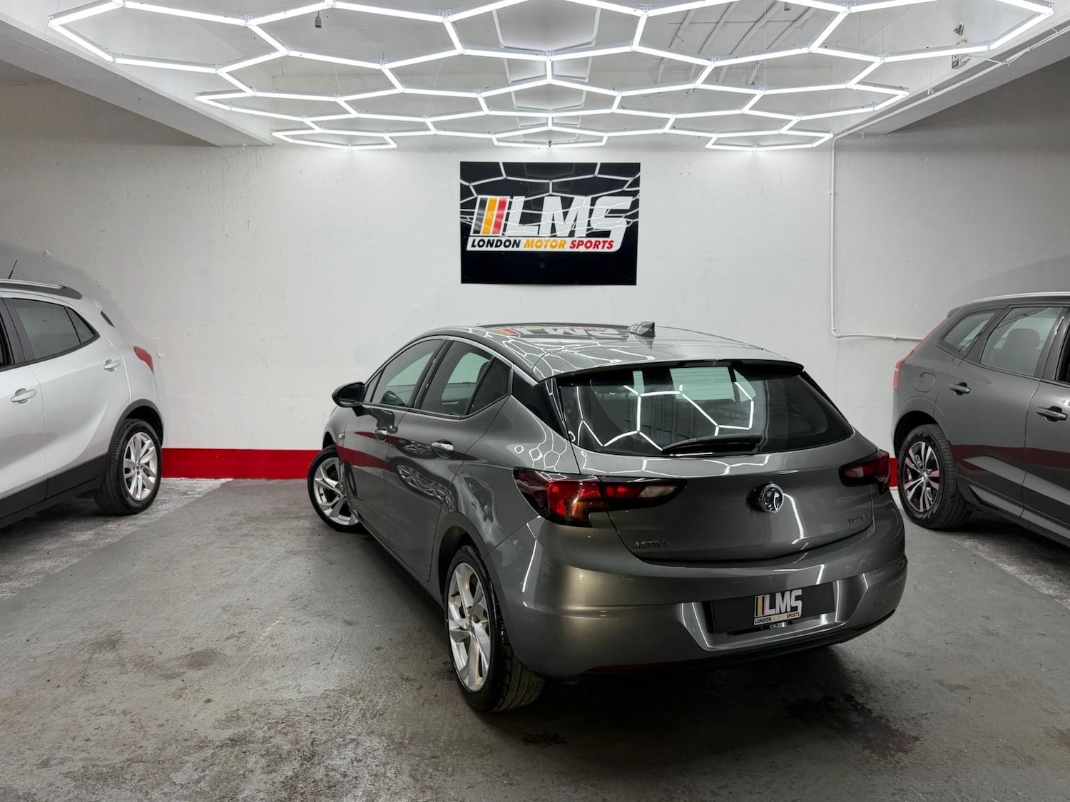 Used Vauxhall Astra 2018 for sale - 77234236: Photo 67