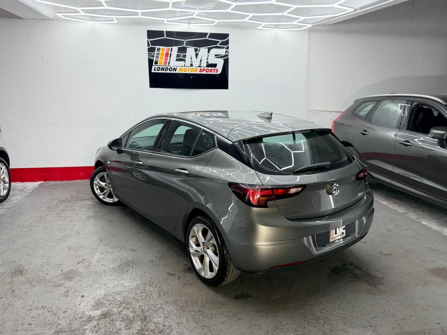 Used Vauxhall Astra 2018 for sale - 77234236: Photo 68