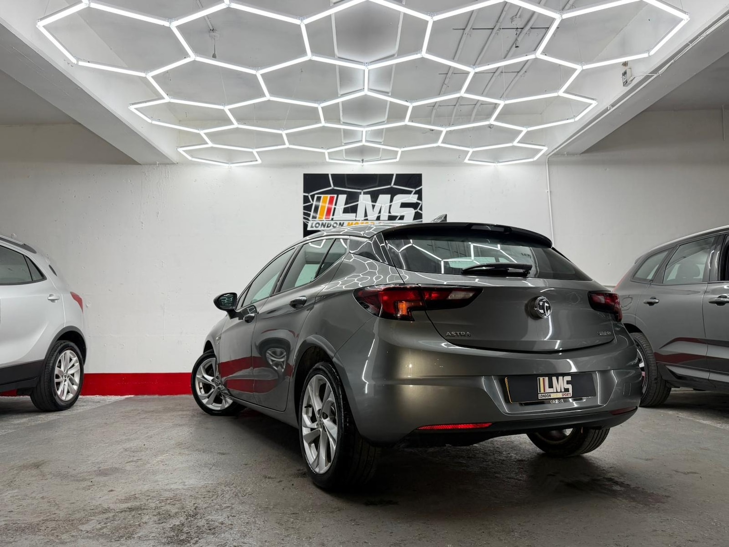 Used Vauxhall Astra 2018 for sale - 77234236: Photo 69