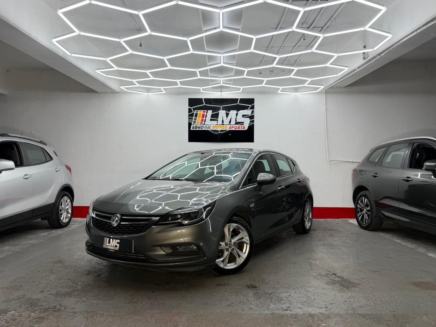 Used Vauxhall Astra 2018 for sale - 77234236: Photo 7