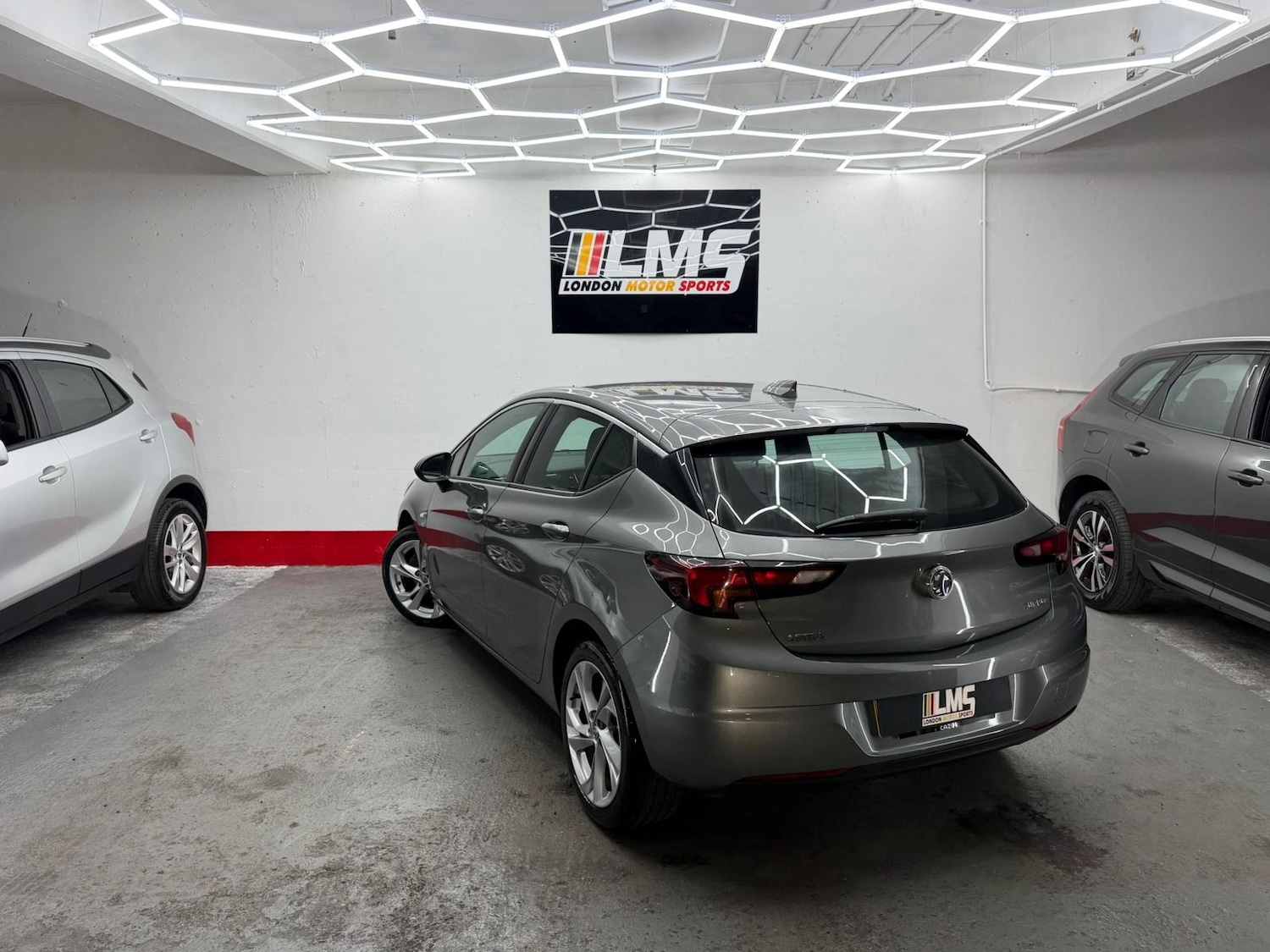 Used Vauxhall Astra 2018 for sale - 77234236: Photo 72