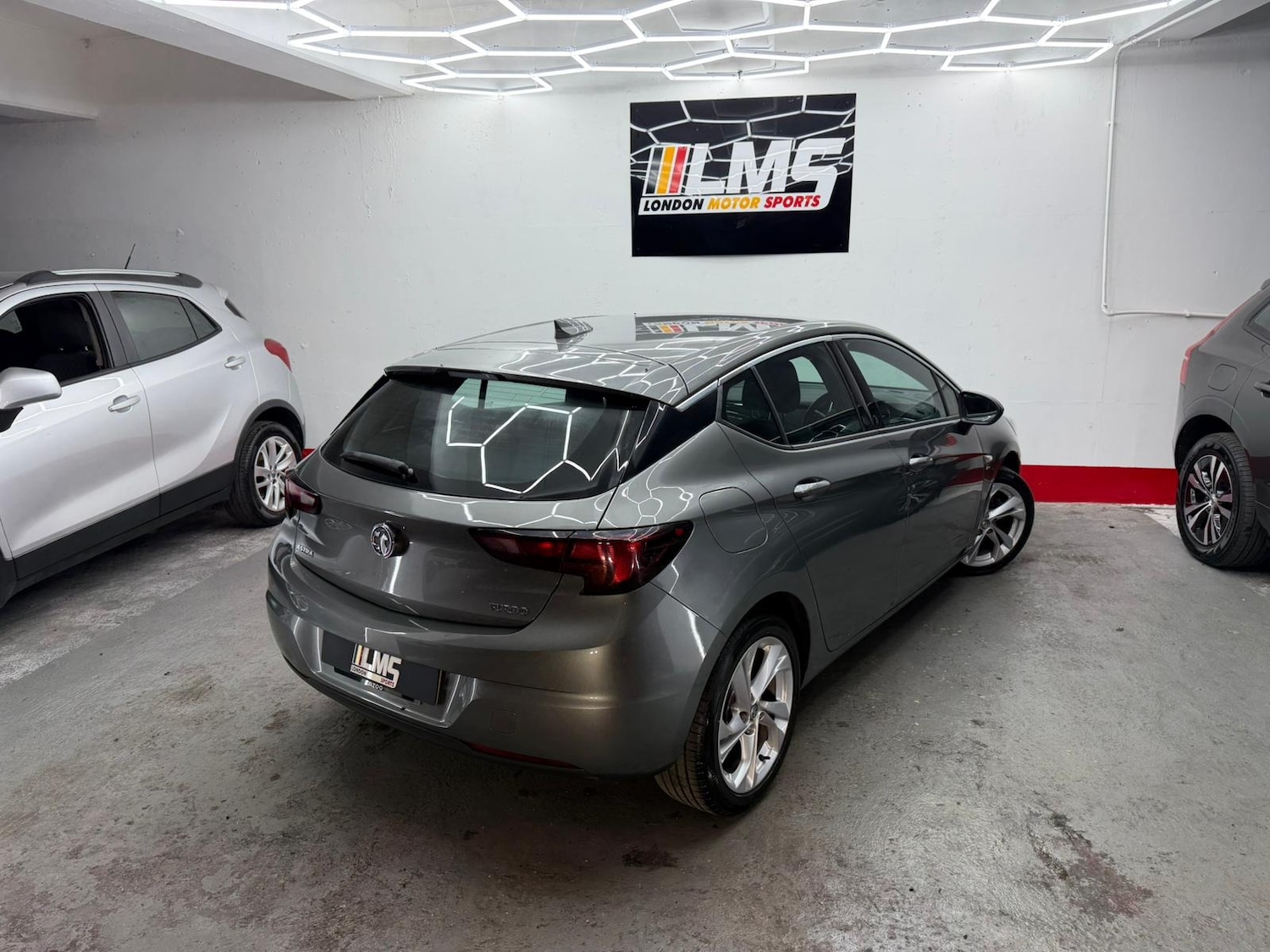 Used Vauxhall Astra 2018 for sale - 77234236: Photo 87