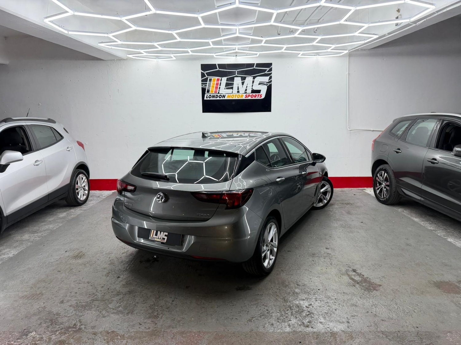 Used Vauxhall Astra 2018 for sale - 77234236: Photo 89