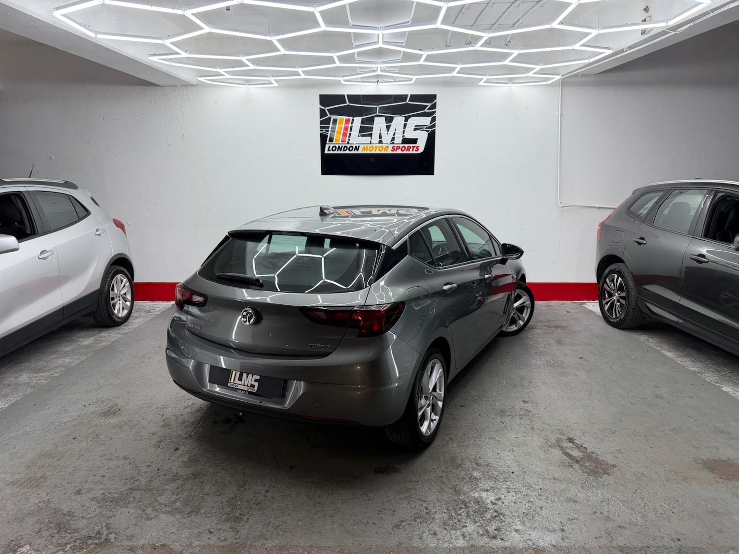 Used Vauxhall Astra 2018 for sale - 77234236: Photo 91