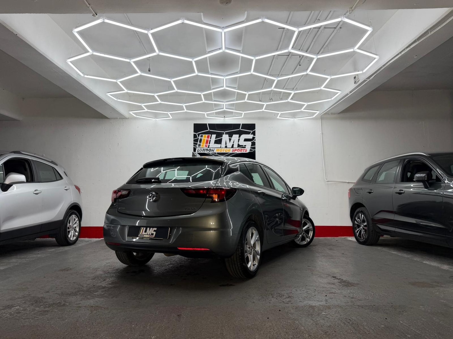 Used Vauxhall Astra 2018 for sale - 77234236: Photo 92