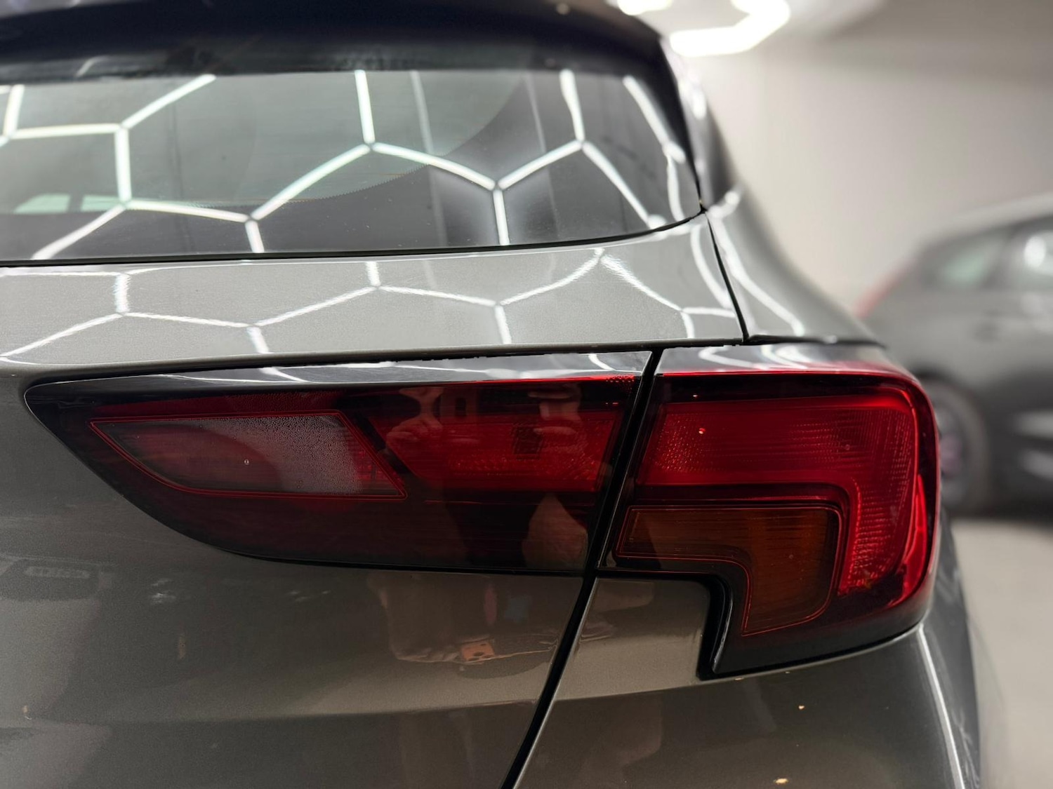 Used Vauxhall Astra 2018 for sale - 77234236: Photo 95