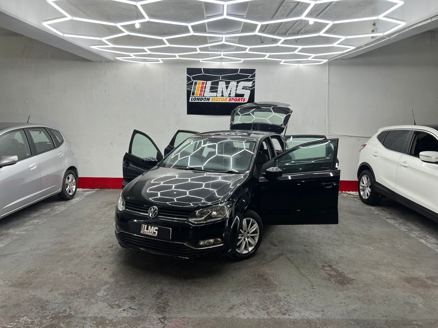 Used Volkswagen Polo 2015 for sale - 77461678: Photo 11