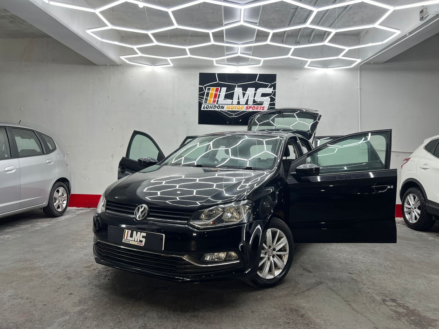 Used Volkswagen Polo 2015 for sale - 77461678: Photo 14