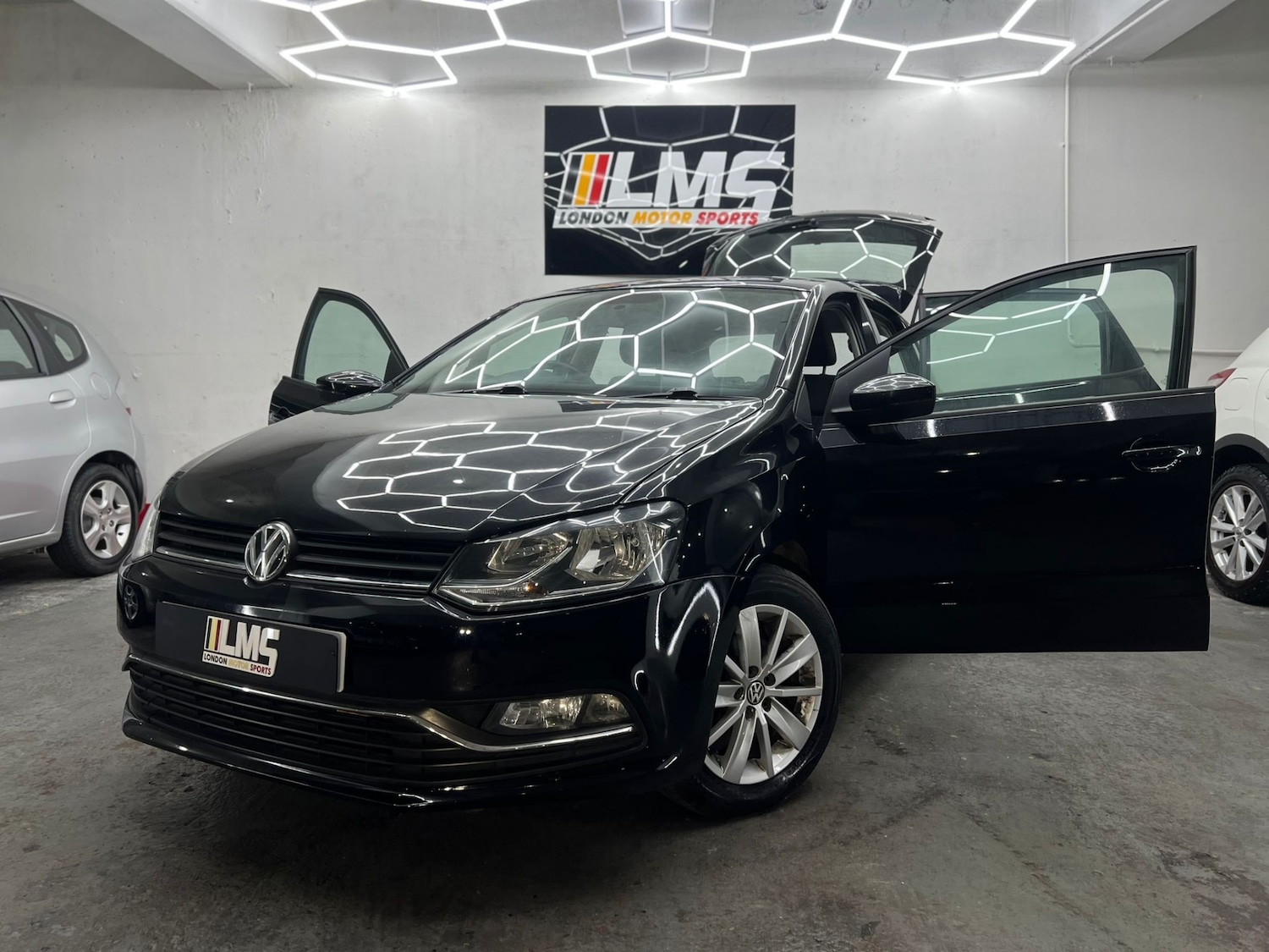 Used Volkswagen Polo 2015 for sale - 77461678: Photo 16