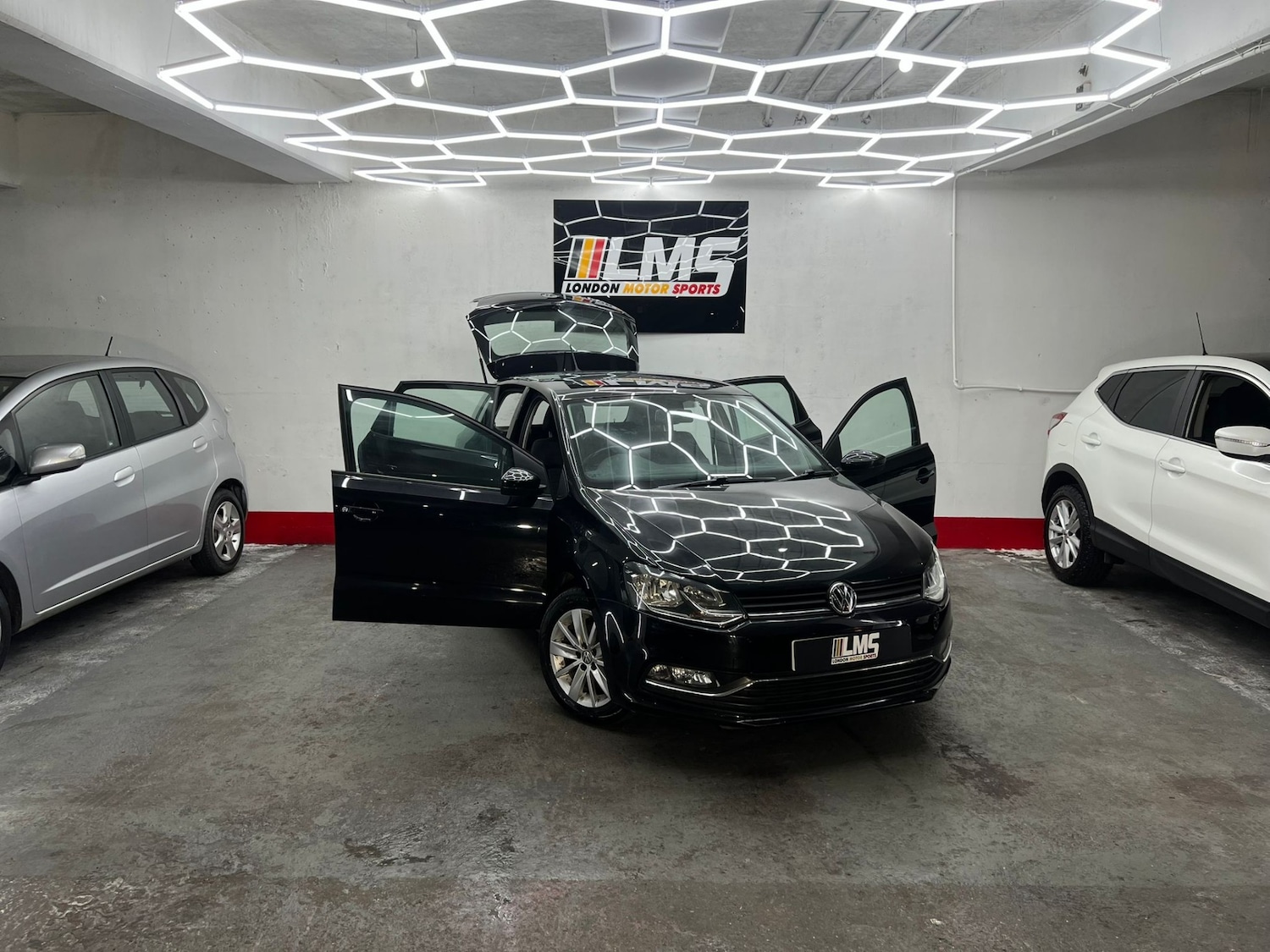 Used Volkswagen Polo 2015 for sale - 77461678: Photo 27