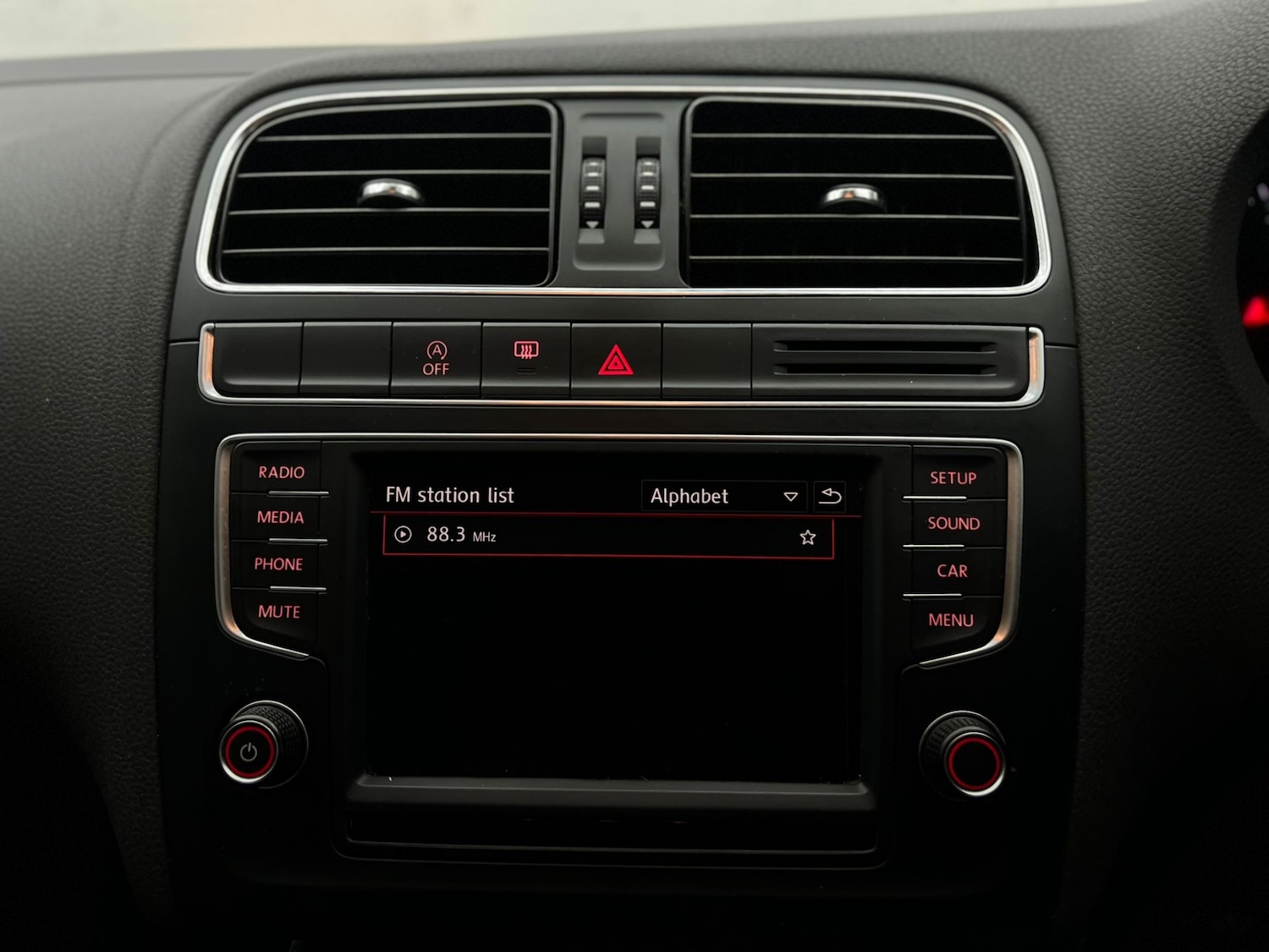 Used Volkswagen Polo 2015 for sale - 77461678: Photo 49