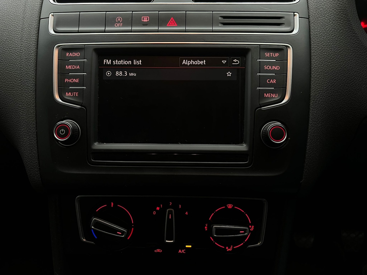 Used Volkswagen Polo 2015 for sale - 77461678: Photo 50