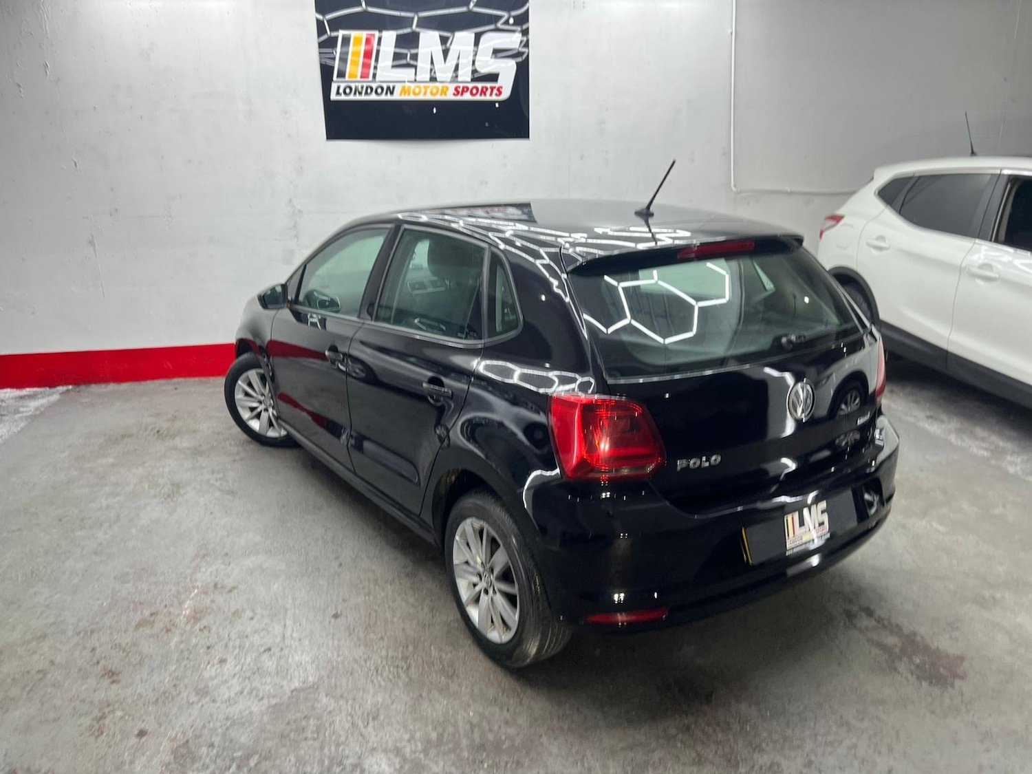 Used Volkswagen Polo 2015 for sale - 77461678: Photo 58