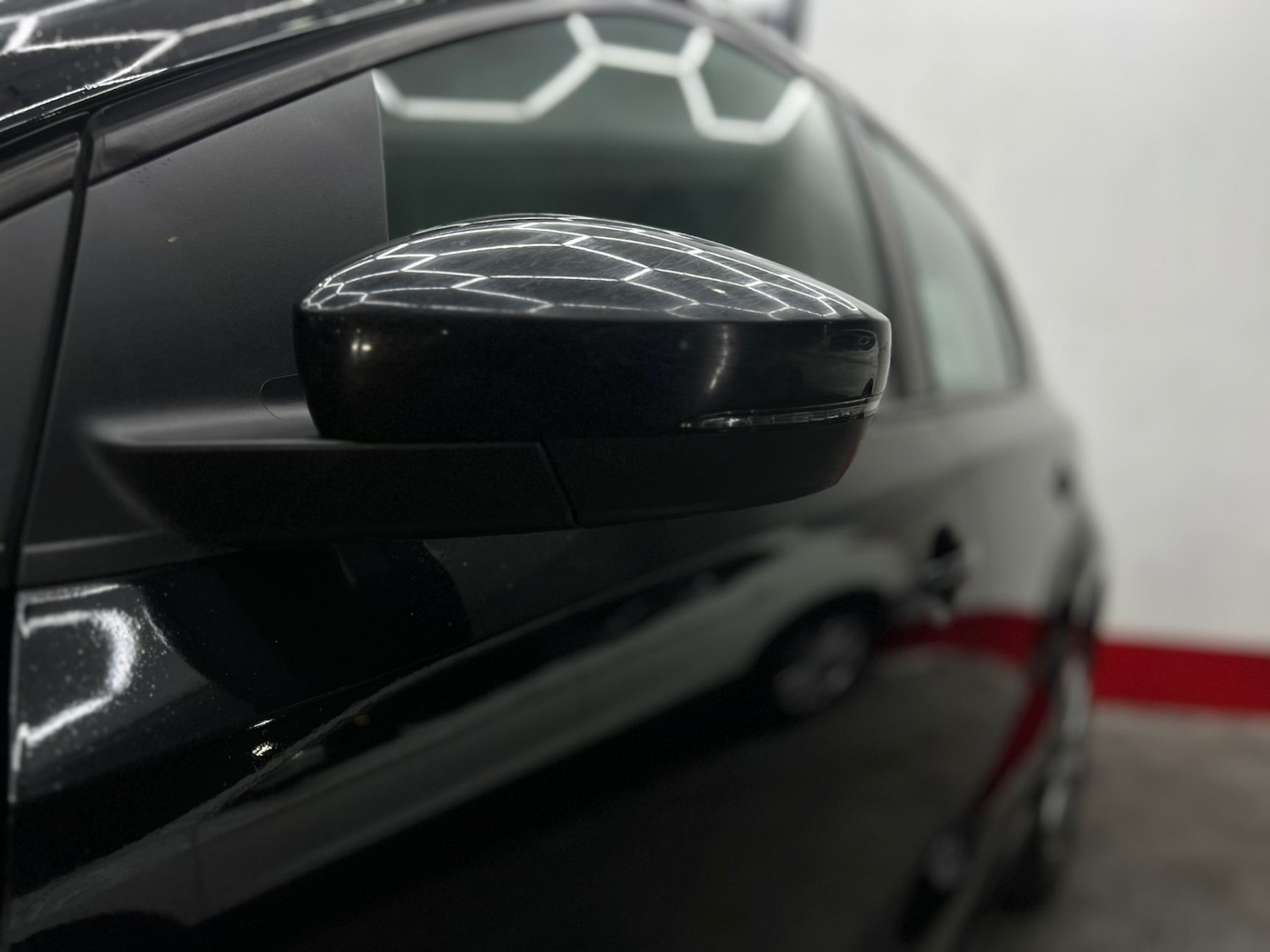 Used Volkswagen Polo 2015 for sale - 77461678: Photo 6