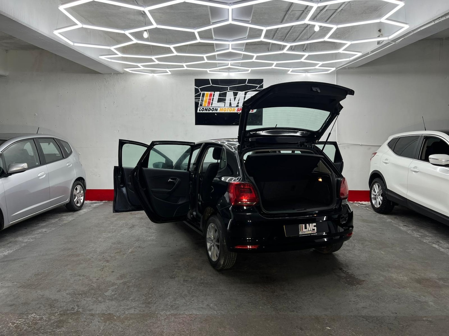 Used Volkswagen Polo 2015 for sale - 77461678: Photo 66