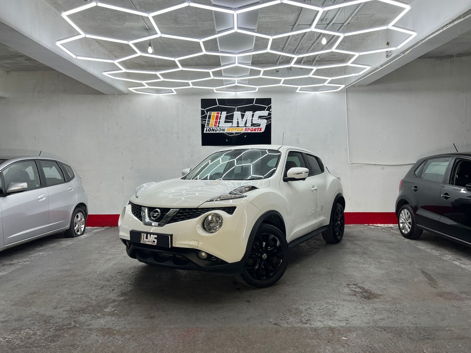 Used Nissan Juke 2015 for sale - 77555918: Photo 1