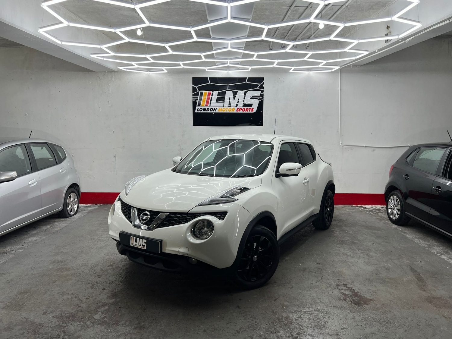 Used Nissan Juke 2015 for sale - 77555918: Photo 3