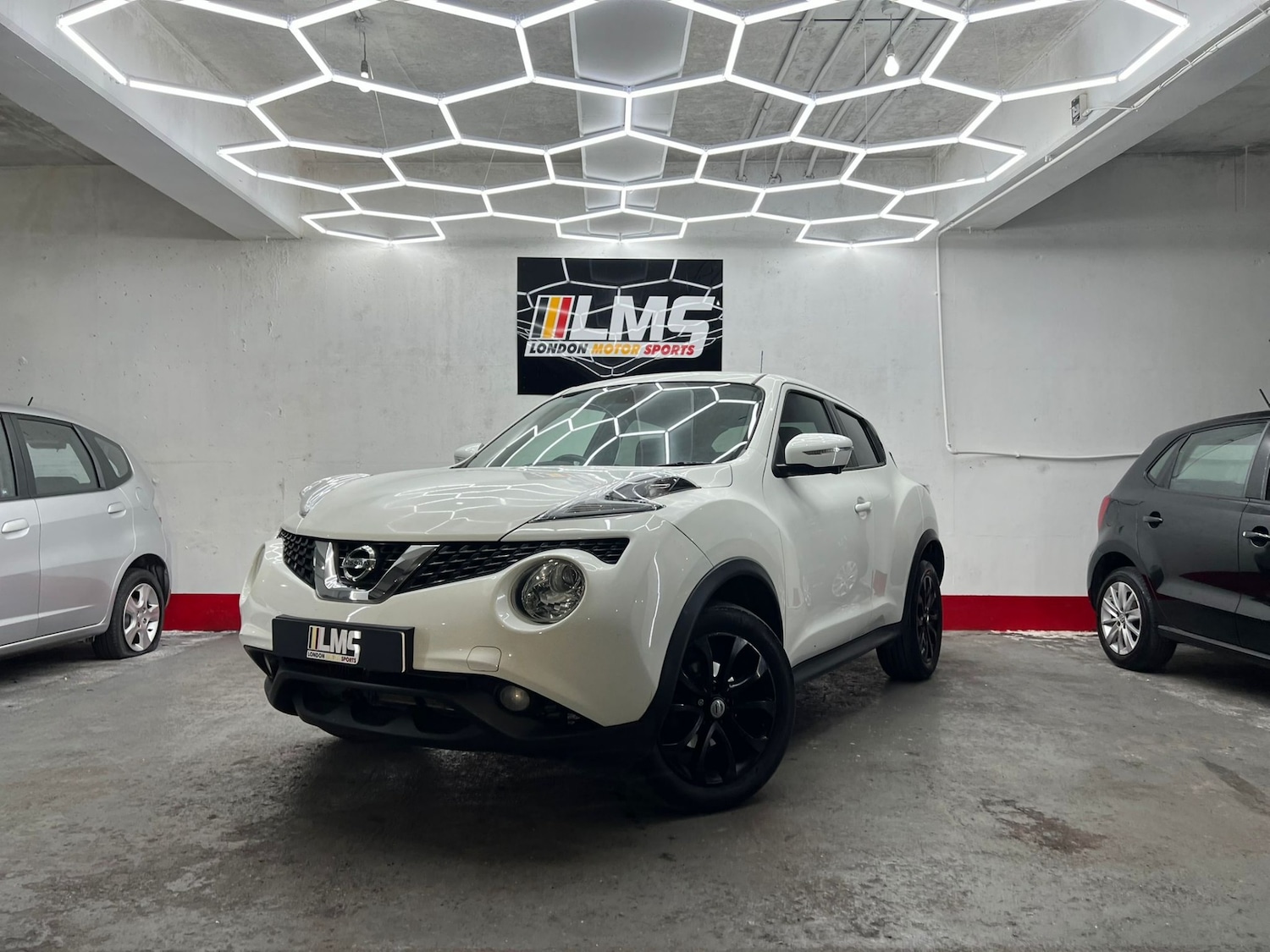 Used Nissan Juke 2015 for sale - 77555918: Photo 5