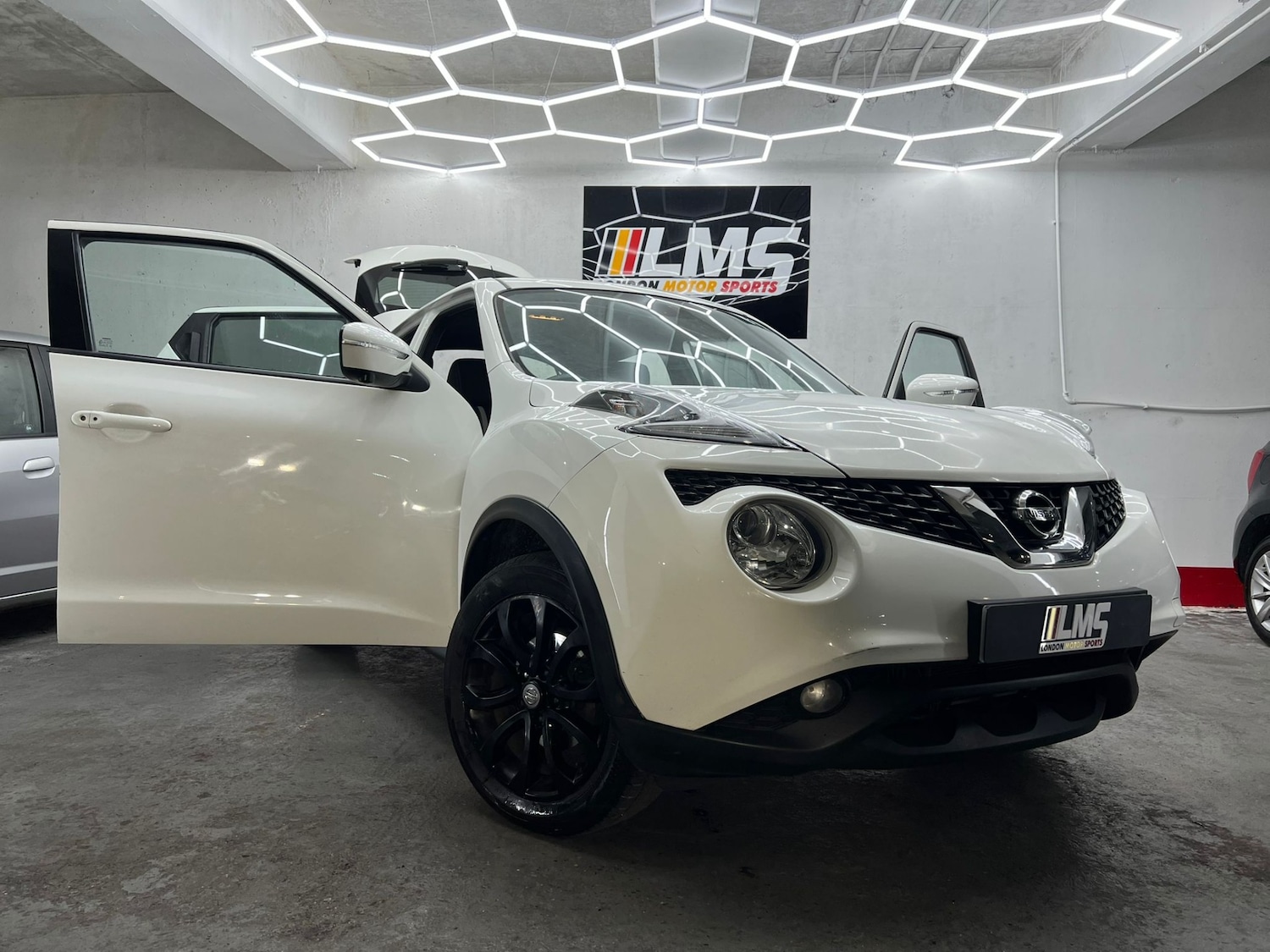 Used Nissan Juke 2015 for sale - 77555918: Photo 72