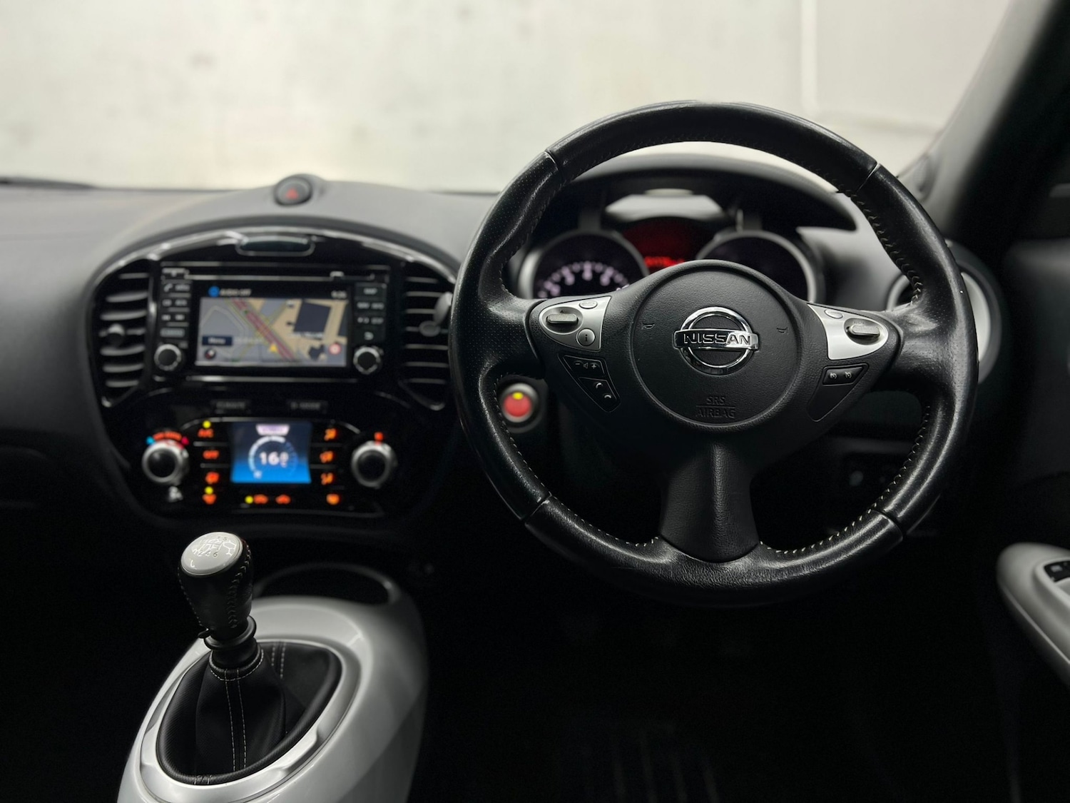 Used Nissan Juke 2015 for sale - 77555918: Photo 87
