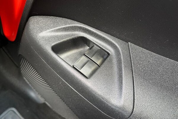 Used Toyota AYGO 2014 for sale - 75249972: Photo 16