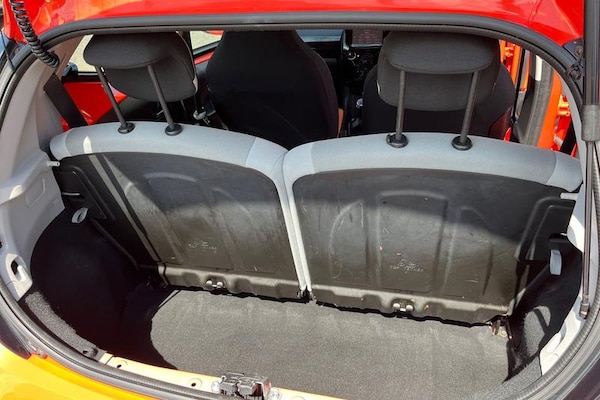 Used Toyota AYGO 2014 for sale - 75249972: Photo 21