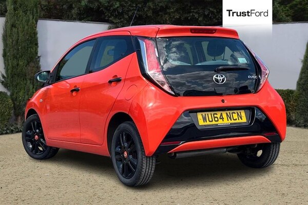 Used Toyota AYGO 2014 for sale - 75249972: Photo 2