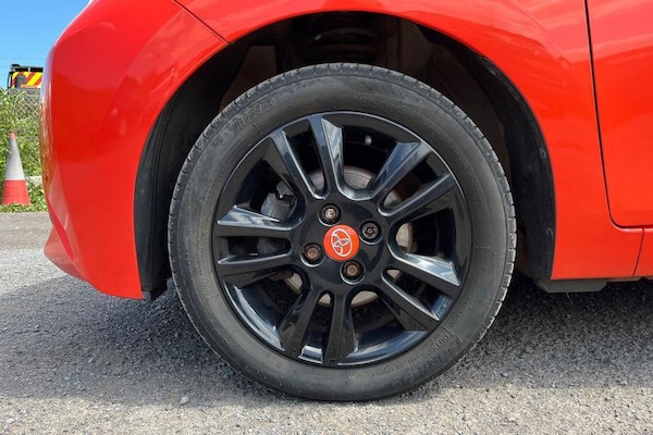 Used Toyota AYGO 2014 for sale - 75249972: Photo 8