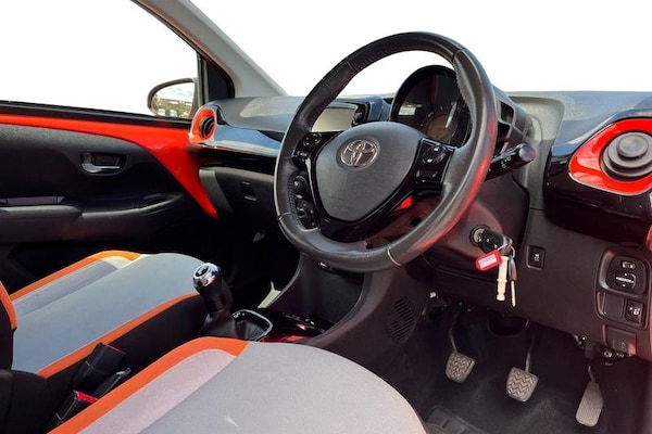 Used Toyota AYGO 2014 for sale - 75249972: Photo 9
