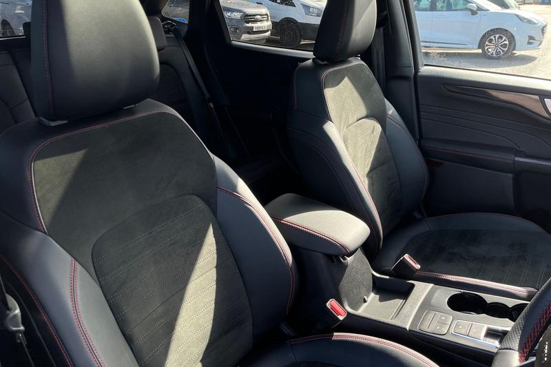 Used Ford Kuga 2024 for sale - 78215554: Photo 17