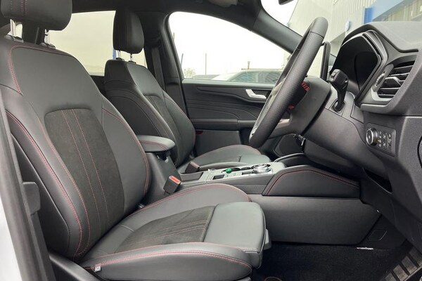 Used Ford Kuga 2024 for sale - 75249966: Photo 17