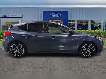Used Ford Focus 2021 for sale - 79369354: Photo