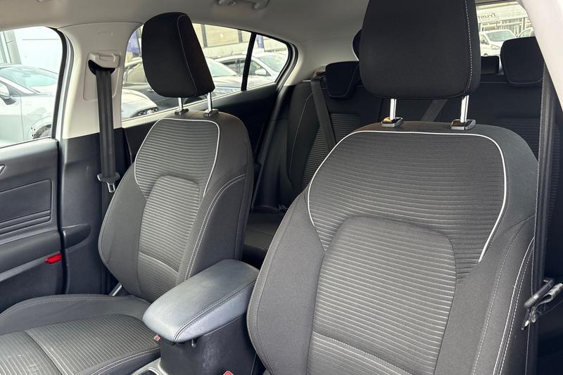 Used Ford Focus 2023 for sale - 77619927: Photo 19