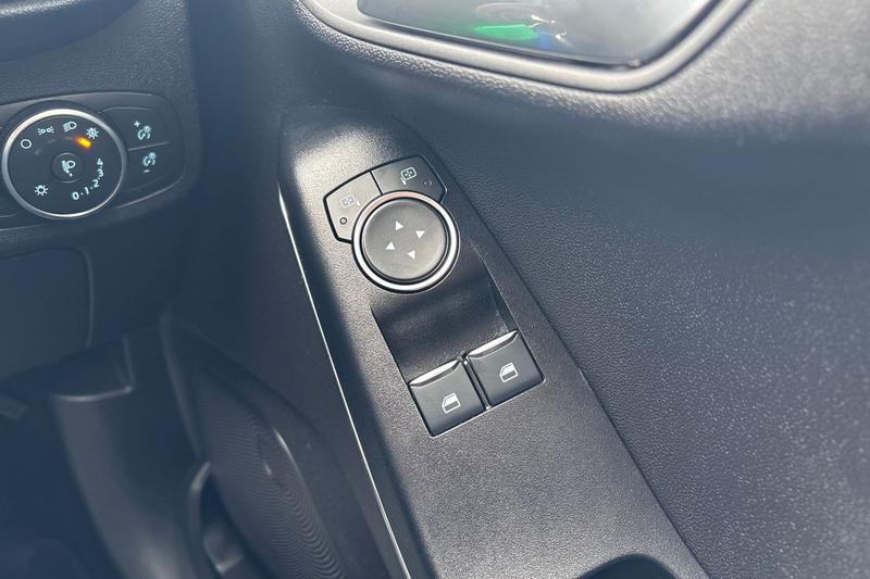 Used Ford Fiesta 2019 for sale - 76332543: Photo 16