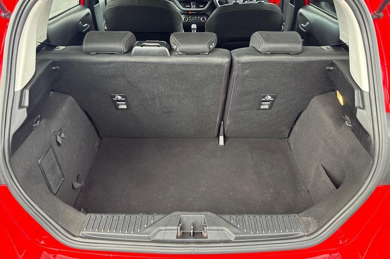 Used Ford Fiesta 2019 for sale - 76332543: Photo 21