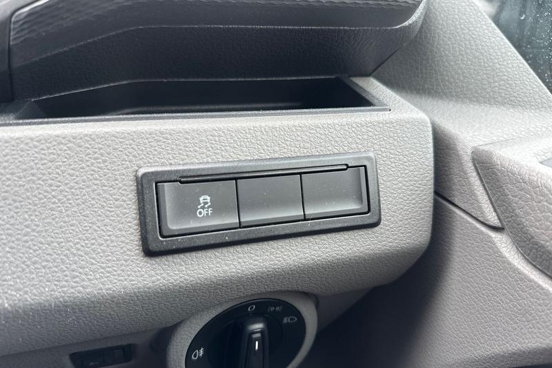 Used Volkswagen Transporter 2022 for sale - 77701039: Photo 25