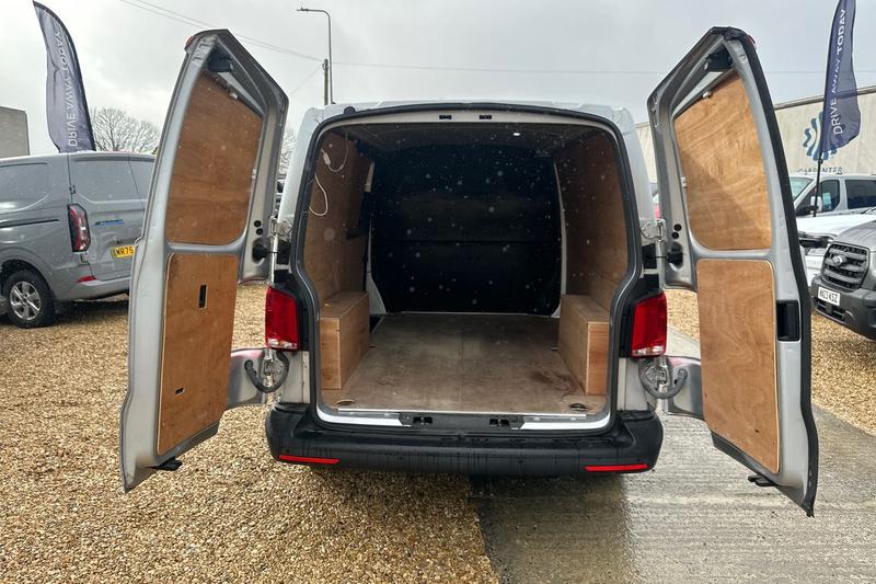 Used Volkswagen Transporter 2022 for sale - 77701039: Photo 6