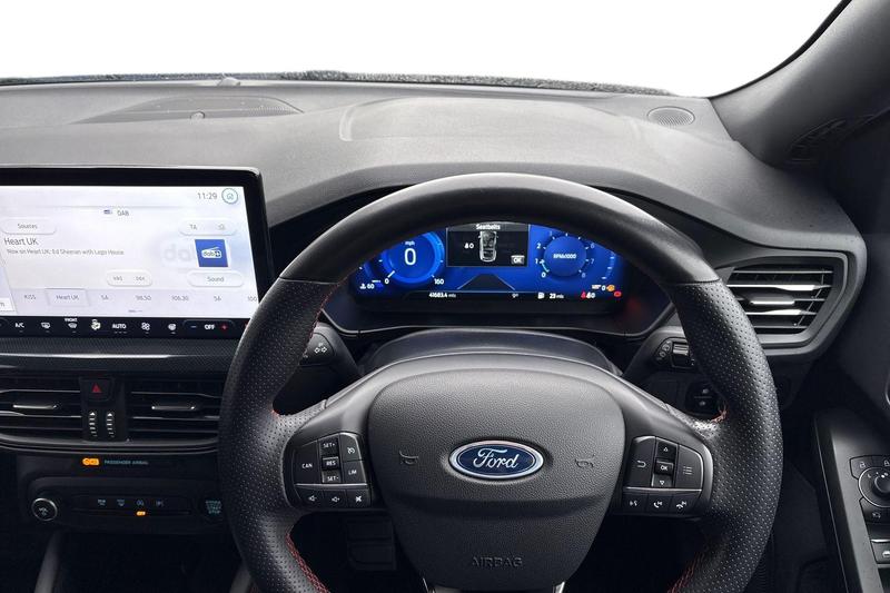 Used Ford Focus 2023 for sale - 77529045: Photo 11